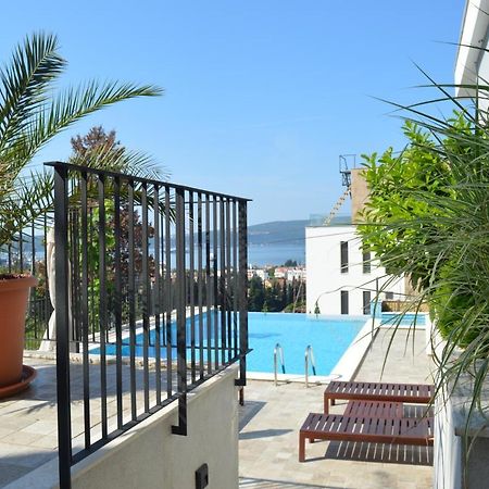 Apartment Line One Tivat Exteriör bild