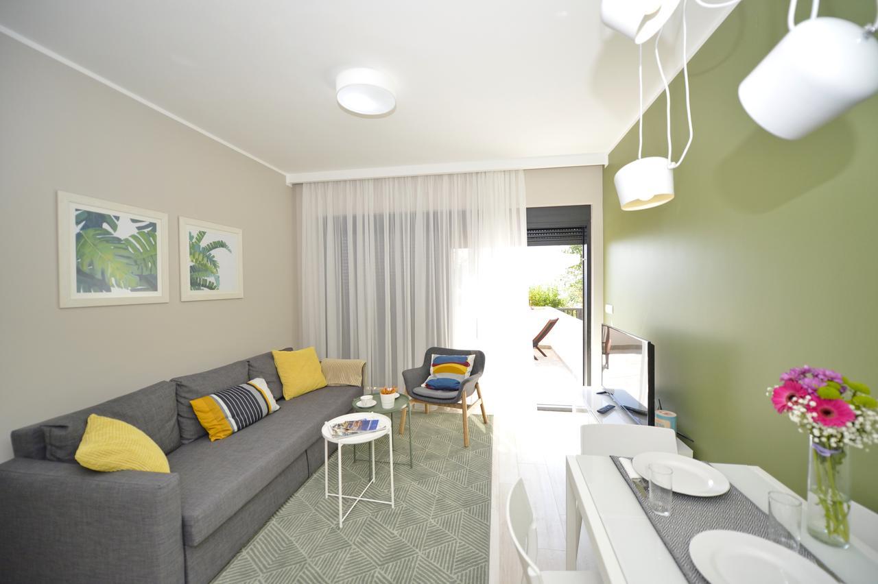 Apartment Line One Tivat Exteriör bild