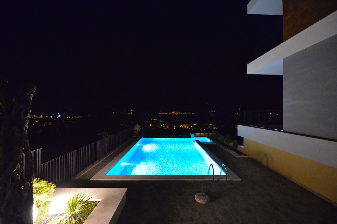 Apartment Line One Tivat Exteriör bild